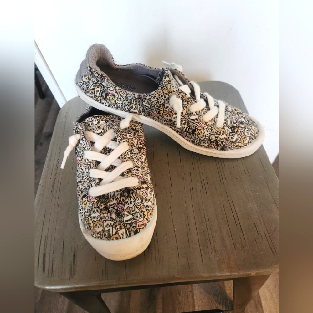 BOBS Cat Patterned Sneakers